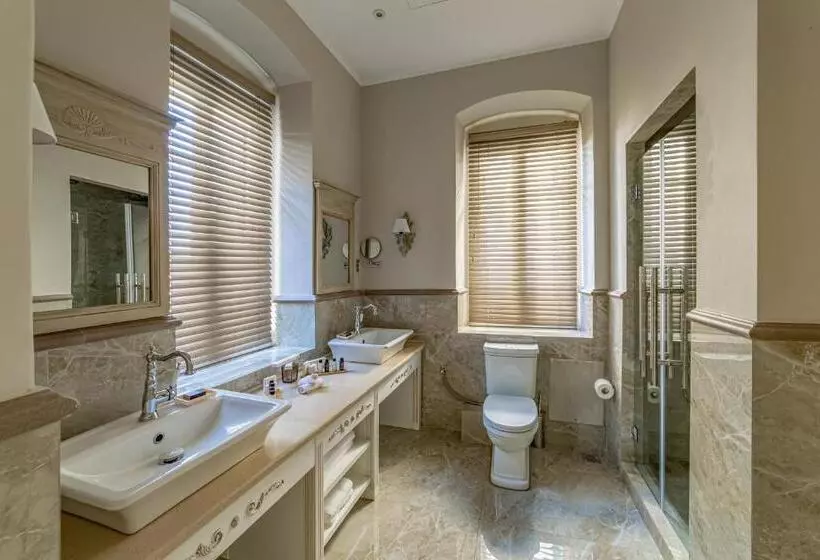 اتاق سوپریور خانوادگی, Micra Anglia Boutique Hotel & Spa