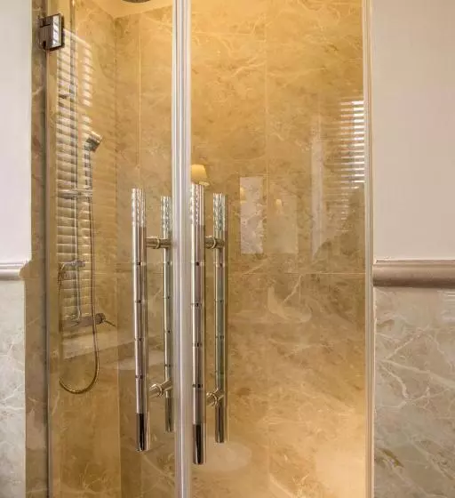 اتاق سوپریور خانوادگی, Micra Anglia Boutique Hotel & Spa