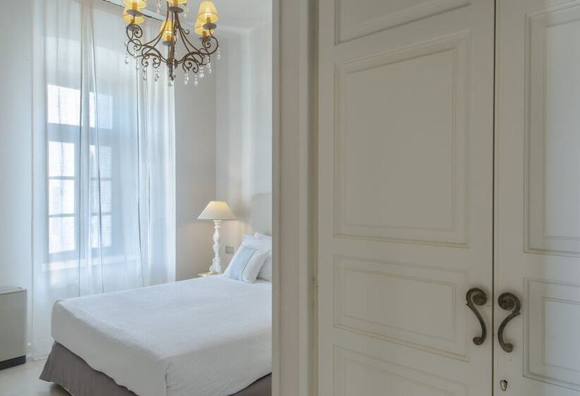 جناح, Micra Anglia Boutique Hotel & Spa