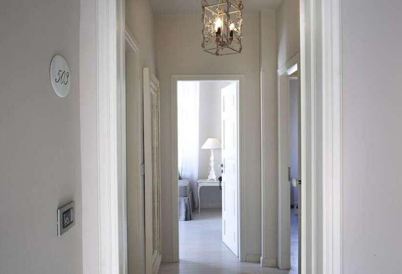 جناح, Micra Anglia Boutique Hotel & Spa