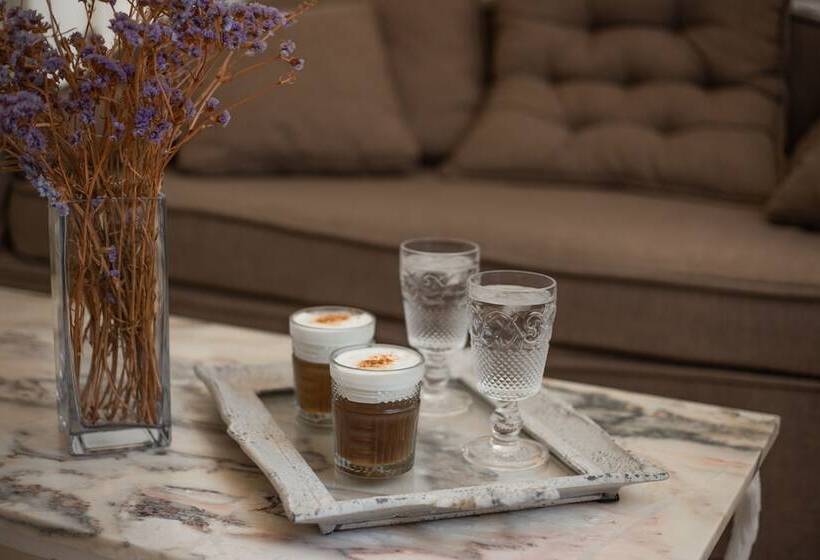 جناح, Micra Anglia Boutique Hotel & Spa