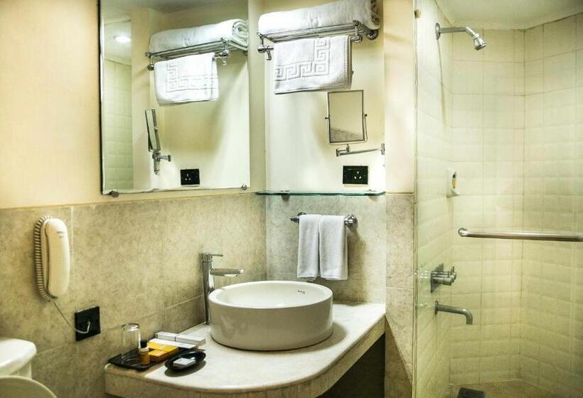 Quarto deluxe, Ras By Treat Resorts, Silvassa