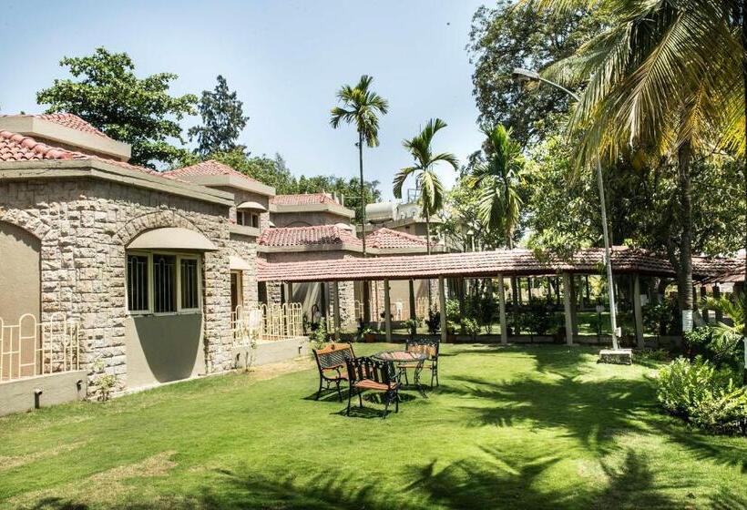 Suite Superior, Ras By Treat Resorts, Silvassa