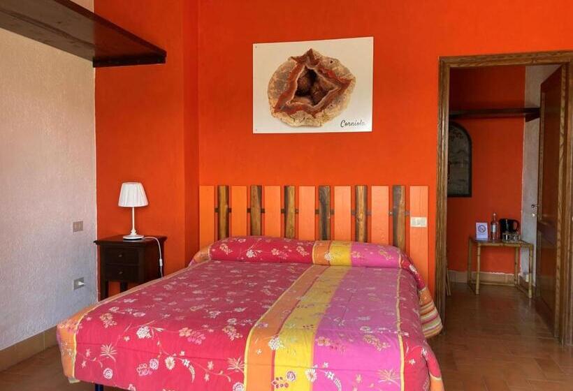 プールビュースタンダードルーム, Agriturismo Gioie Di Campagna