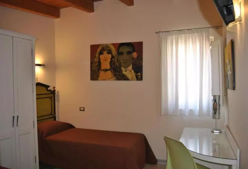 Standard Yhden Hengen Huone, Bed & Breakfast Palazzo Ducale