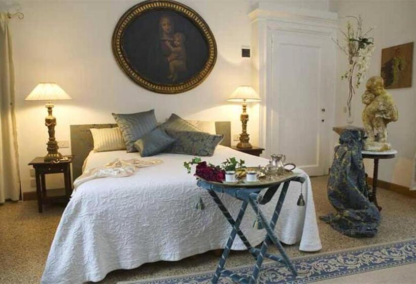 اتاق سوپریور, Ca' Della Corte