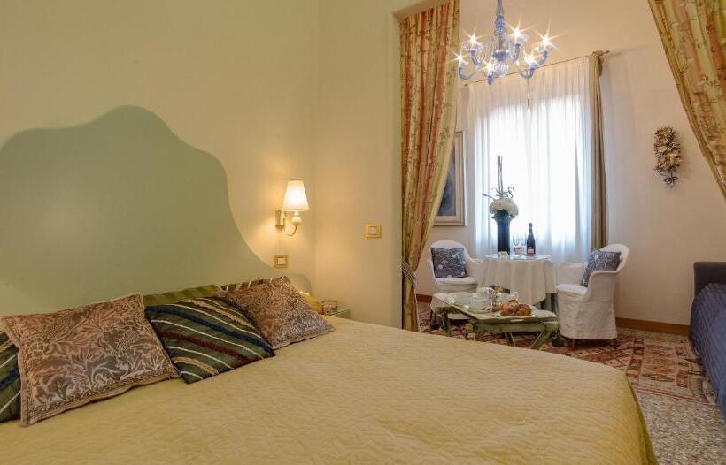 اتاق سوپریور, Ca' Della Corte