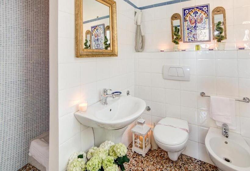 اتاق سوپریور, Ca' Della Corte