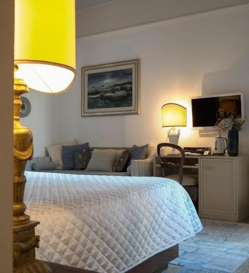 اتاق استاندارد سه نفره, Ca' Della Corte