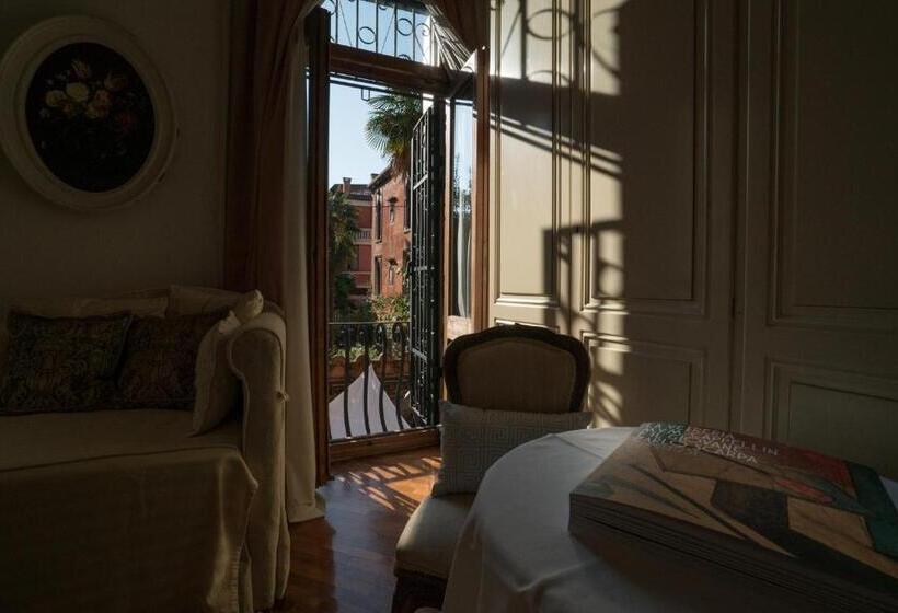 اتاق سوپریور, Ca' Della Corte