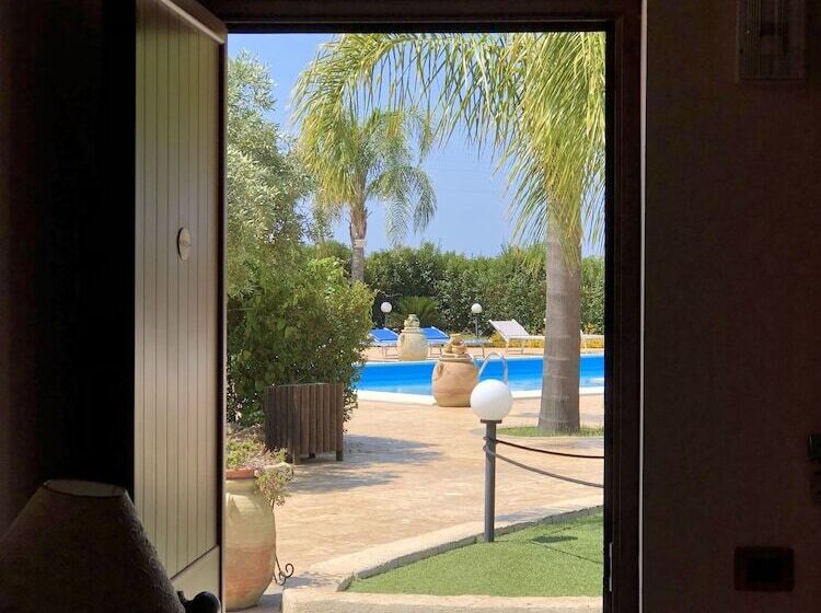 Номер Стандарт Трехместный, Villa Alisia