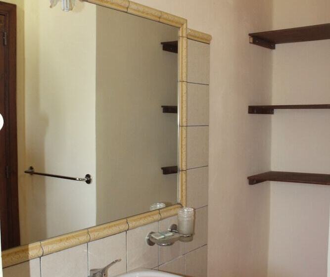 Четырехместный Номер Стандарт, Villa Alisia