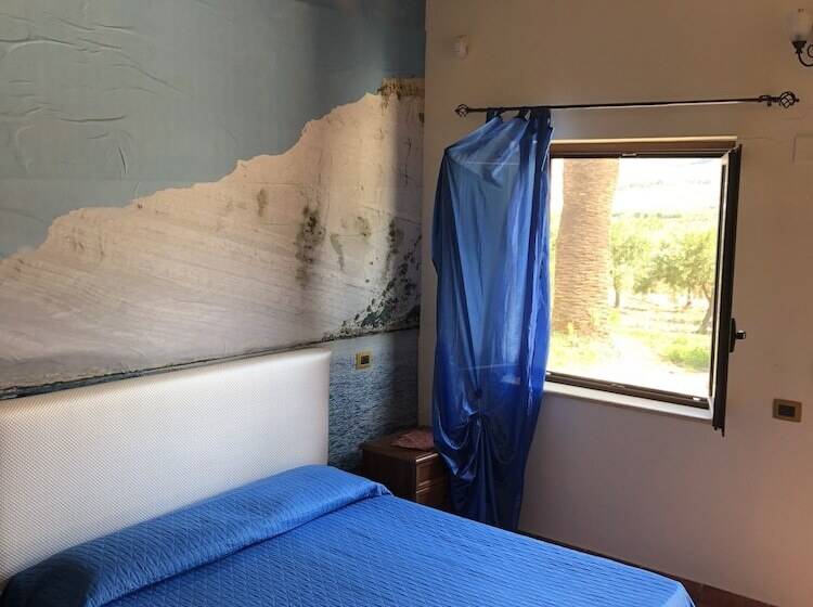 Четырехместный Номер Стандарт, Villa Alisia