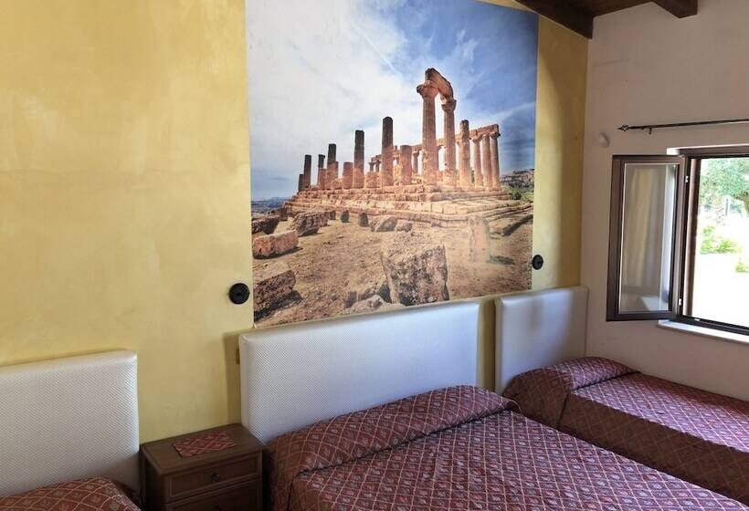 Номер Стандарт Трехместный, Villa Alisia