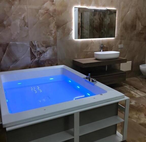 Люкс с гидромассажем, Villa Alisia