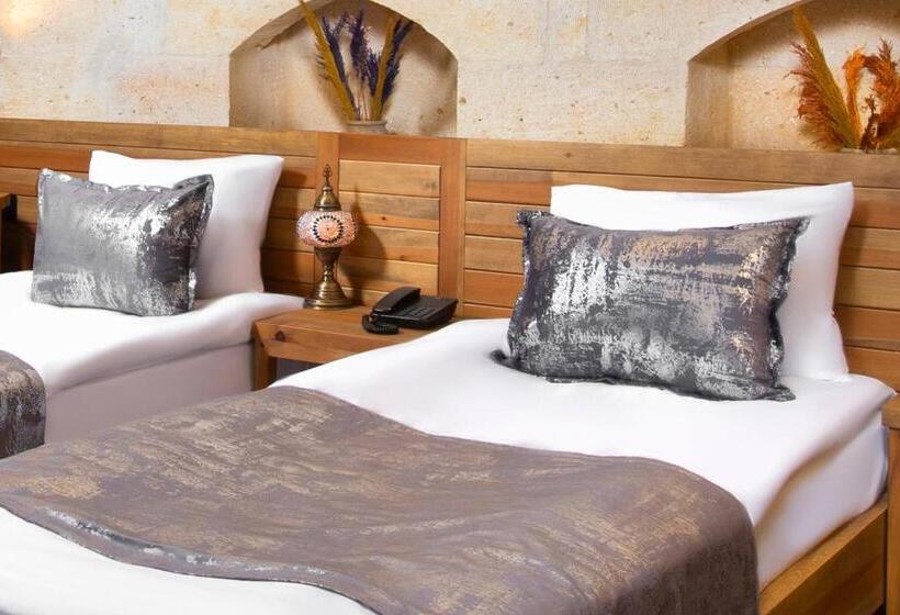 اتاق لوکس, Ayazma Cave