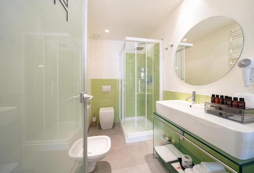 Chambre Deluxe, Avenue Boutique