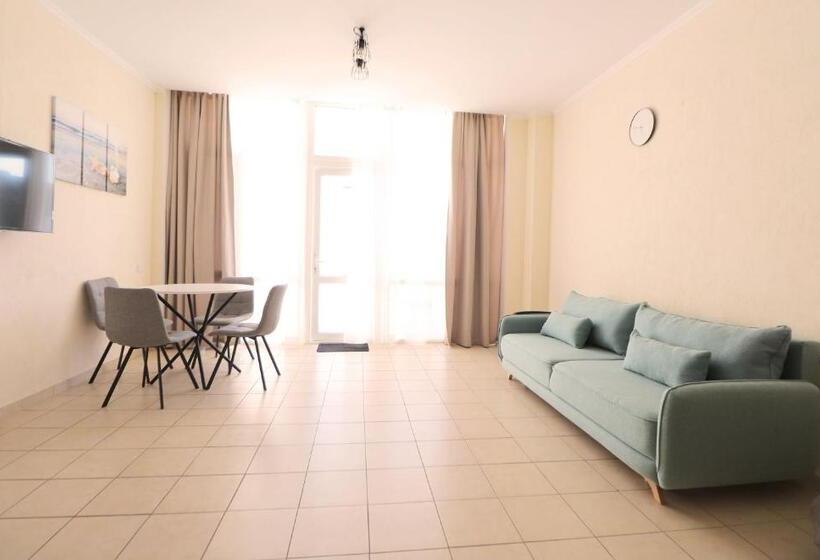 آپارتمان 1 خوابه, Black Sea Bugaz