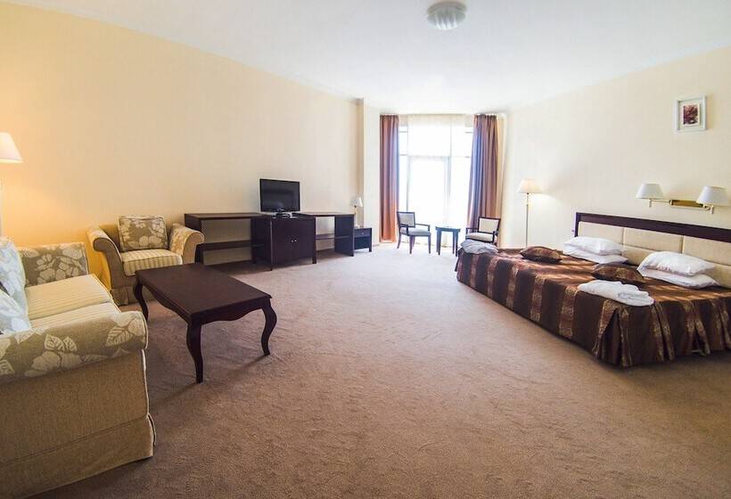 آپارتمان 1 خوابه, Black Sea Bugaz