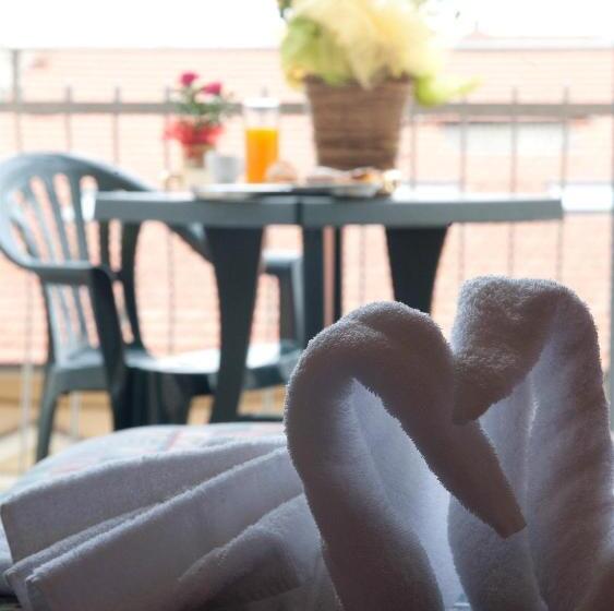 اتاق استاندارد, Dolly