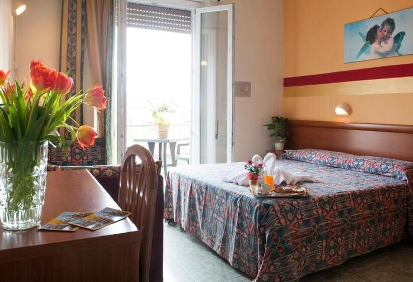 Quarto Triplo Standart, Dolly