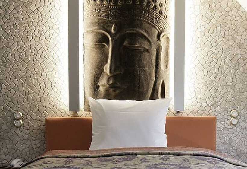 スーペリアールーム, Hip