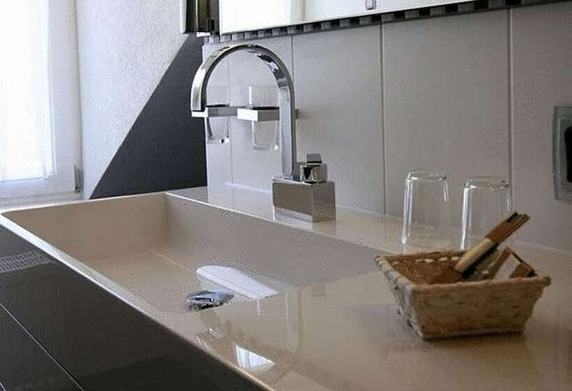 スーペリアールーム, Hip