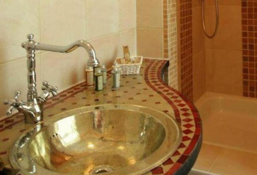 ジュニアスイート, Hip