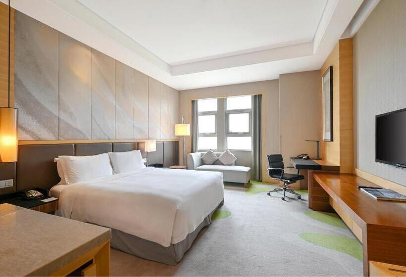 带大床的标准间, Hai Tian Expo