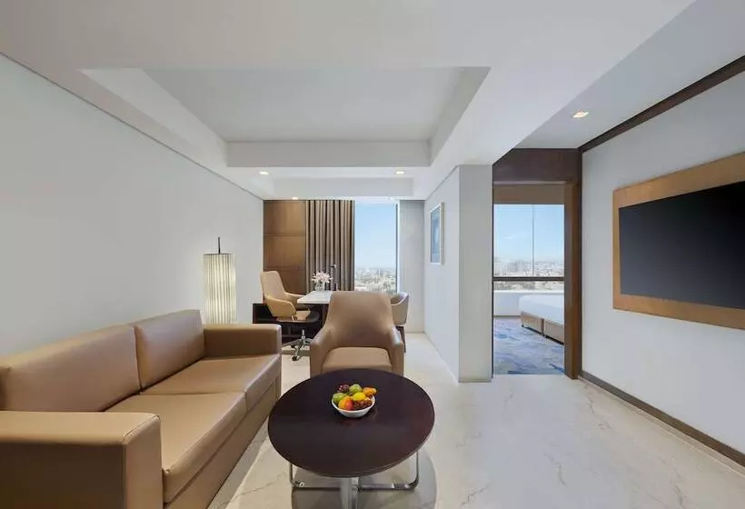 スイート, Hyatt Regency Chennai