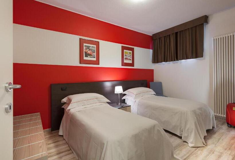 4인용 스탠다드 룸, Maranello Village