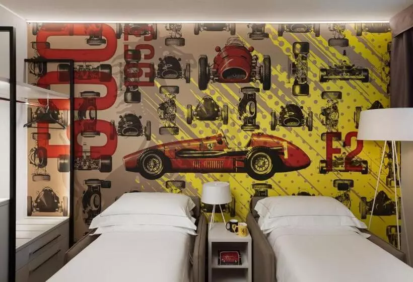 デラックストリプルルーム, Maranello Village