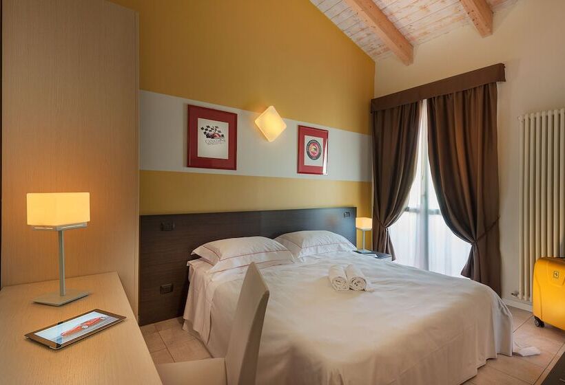 스탠다드 룸, Maranello Village