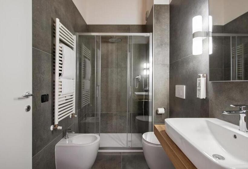 디럭스 룸, Maranello Village