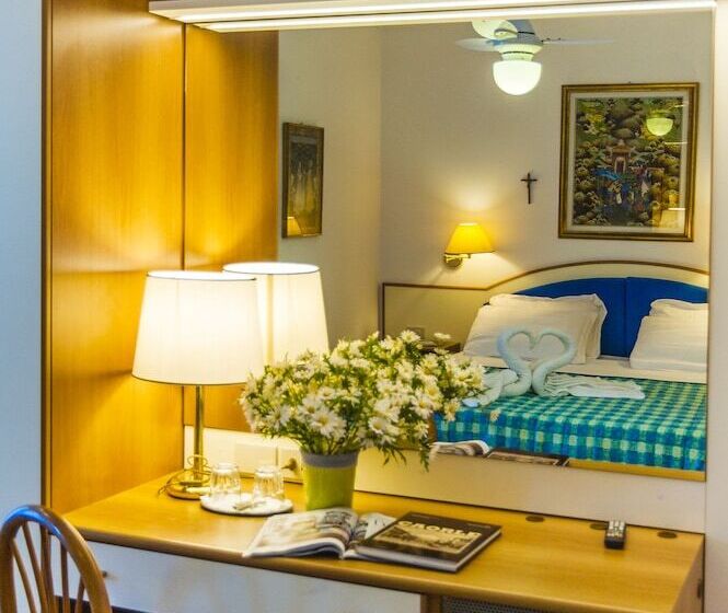 スタンダードトリプルルーム, Panoramic