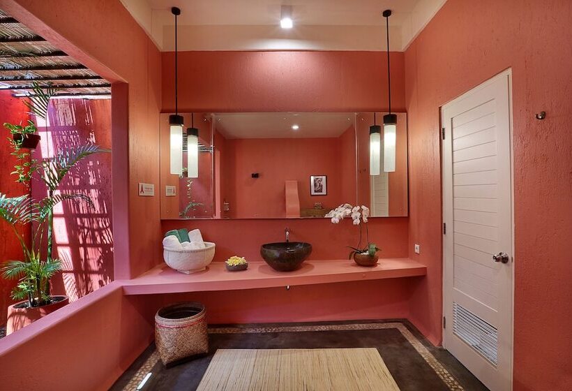 Номер Стандарт Вид на Бассейн, Pinkcoco Uluwatu Constant Surprises & For Cool Adults Only