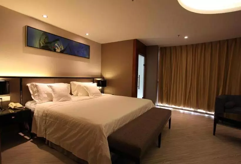 キングサイズベッドのスタンダードルーム, Ramada Meizhou