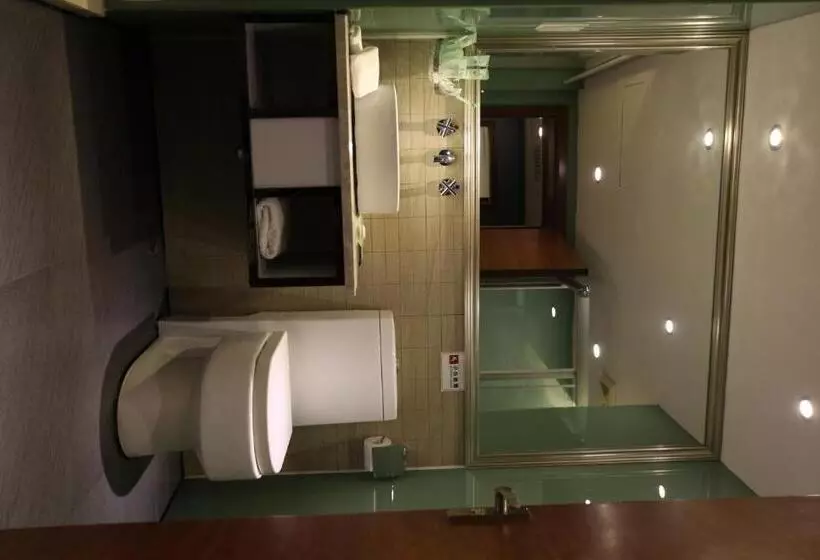 キングサイズベッドのスタンダードルーム, Ramada Meizhou