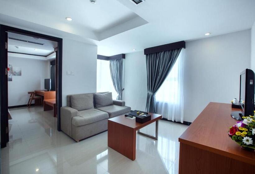 Люкс Вид на Город, Royal Regantris Kuta