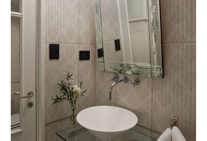 سوییت سوپریور, San Telmo Suites