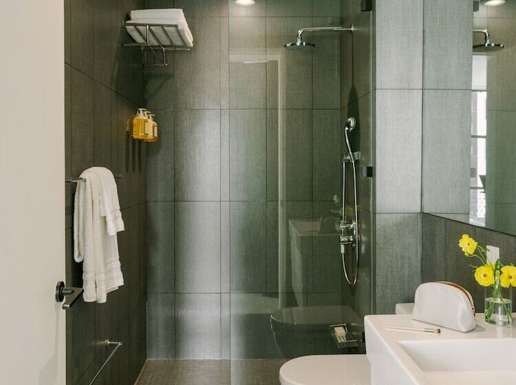 수피리어 룸, The William Powered By Sonder