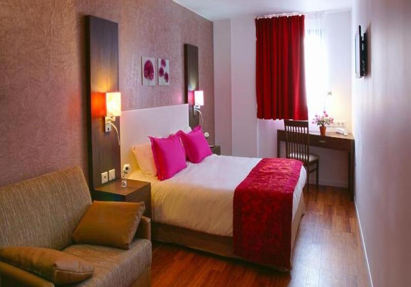 Номер Стандарт Трехместный, Paris Pacific Paris Villejuif  Pres Du Metro L Hay Les Roses Ligne 14   Direct Paris Aeroport Orly E