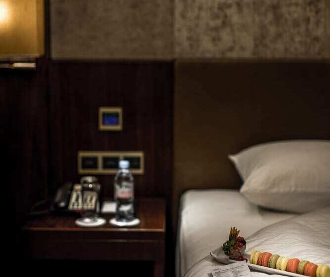 اتاق کلاس بیزنس, Vanburgh Hotel   Free Shuttle Bus Transfer During Canton Fair