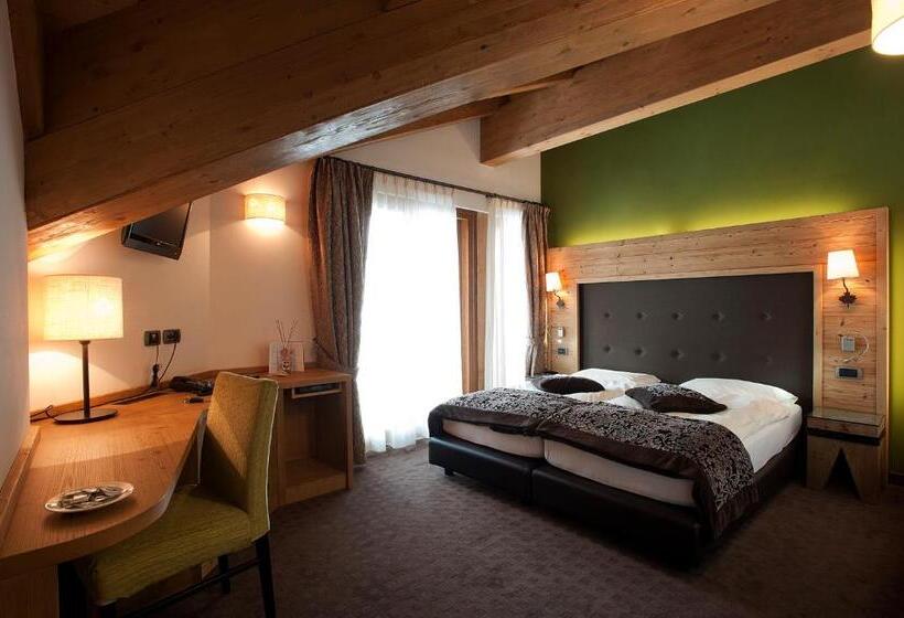 اتاق لوکس, Vedig