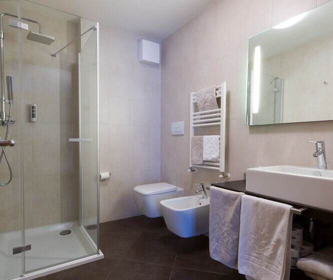 اتاق راحتی سه تخته, Vedig