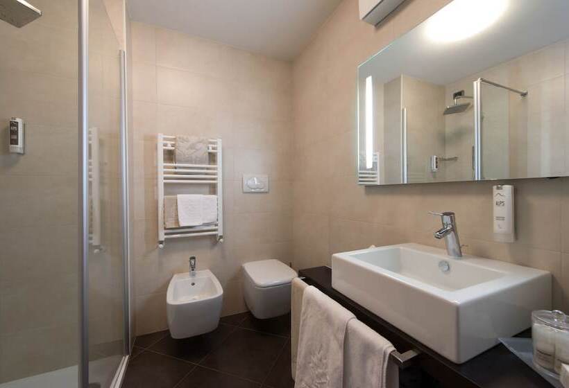 اتاق راحتی سه تخته, Vedig