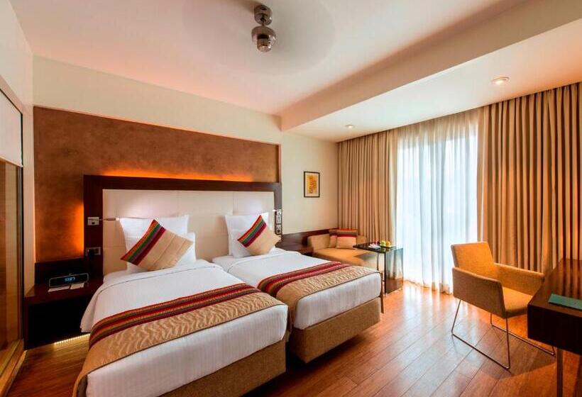 اتاق لوکس, Novotel Goa Candolim