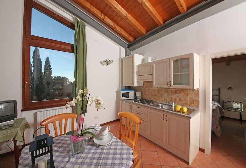 דירת חדר, Residence Fondo La Campagnola