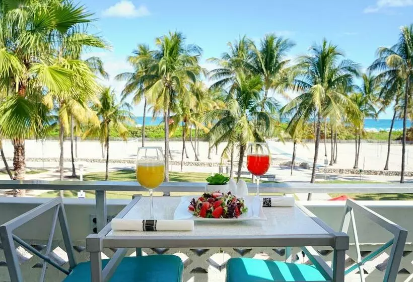 اتاق استاندارد با تخت دوبل و چشم‌انداز دریا, The Tony Hotel South Beach