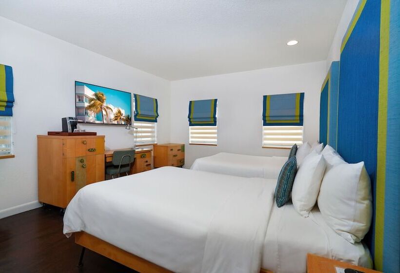デラックスルーム, The Tony Hotel South Beach